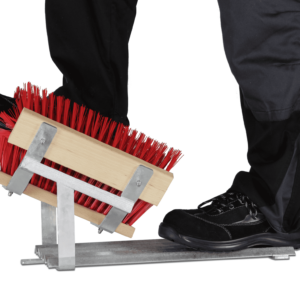 Outdoor Fußabtreter Dirtking Rot aus verzinktem Metall robuster Schuhreiniger mit langlebigen PET-Bürsten & Anti-Rutsch-Gummis